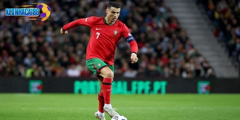 Cristiano Ronaldo xứng đáng với danh xưng Cầu thủ vĩ đại nhất Bồ Đào Nha