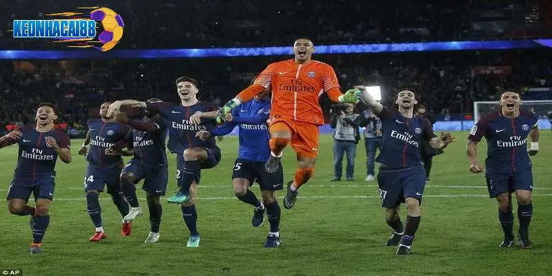 Kết quả bóng đá Ligue 1: Cuộc đua ngôi vương chưa ngã ngũ